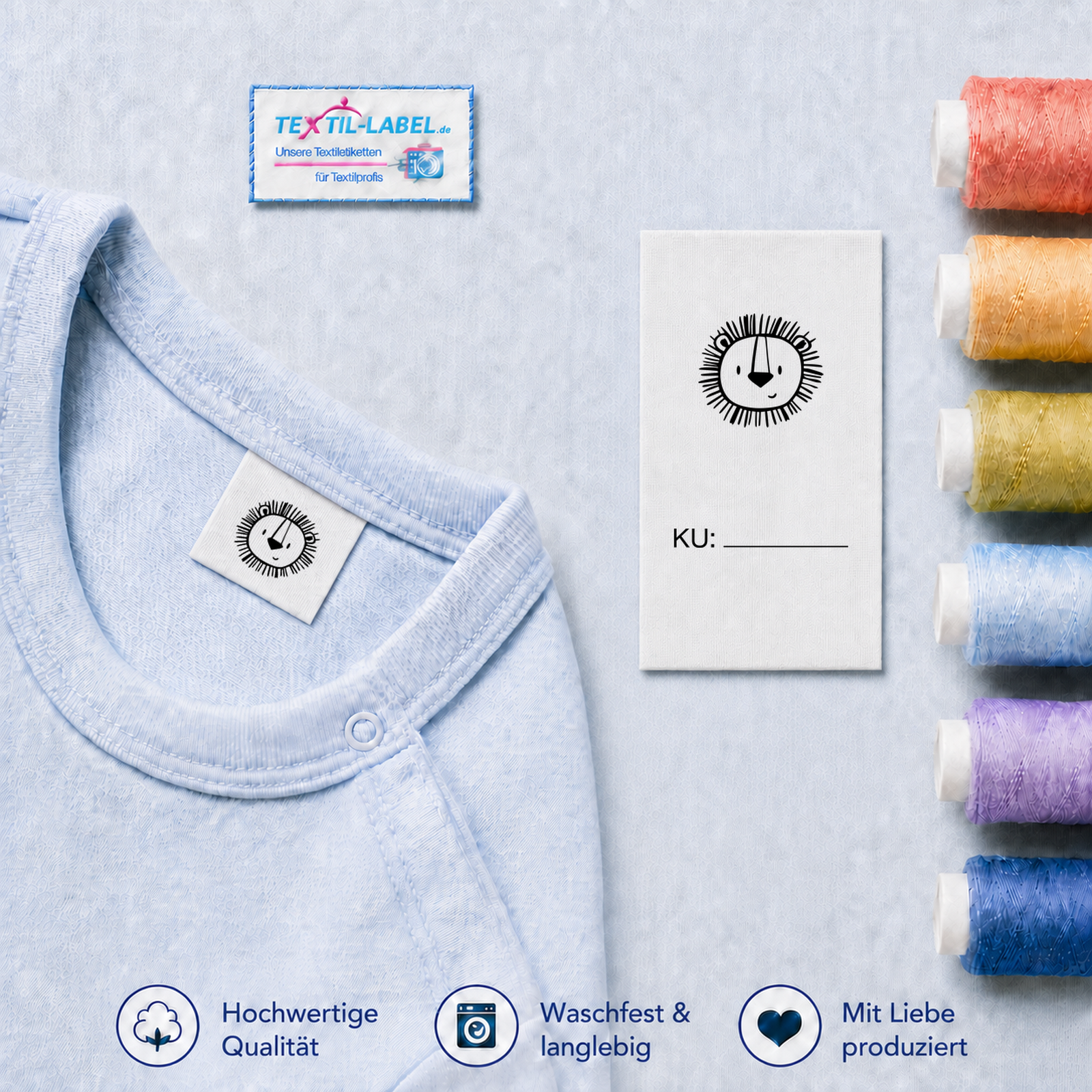 Textiletiketten mit Löwen Motiv zur Größenbeschriftung, Motiv von Näherei-Löwenjunges 4 Textiletiketten mit Löwen Motiv zur Größenbeschriftung, Motiv von Näherei-Löwenjunges · KU mit Linie