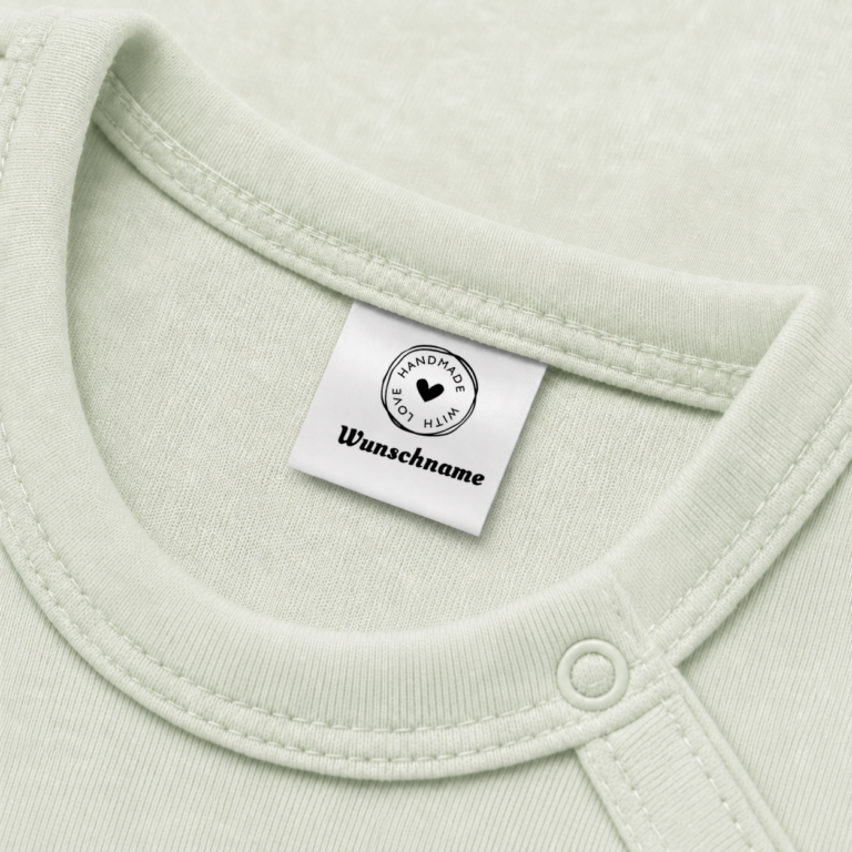 Individuelle Textiletiketten mit Herz Handmade with Love 4 und Wunschnamen Namensetiketten